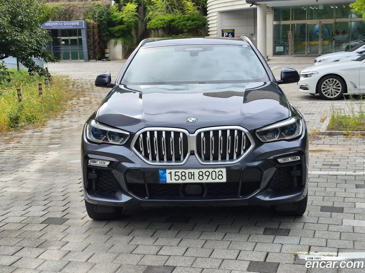 Main__Slider__Photo:X6 BMW 2021.7-1