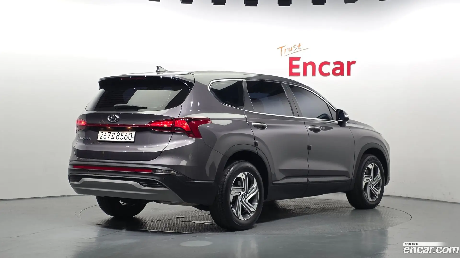 Main__Slider__Photo:Santafe Hyundai 2022.10-1