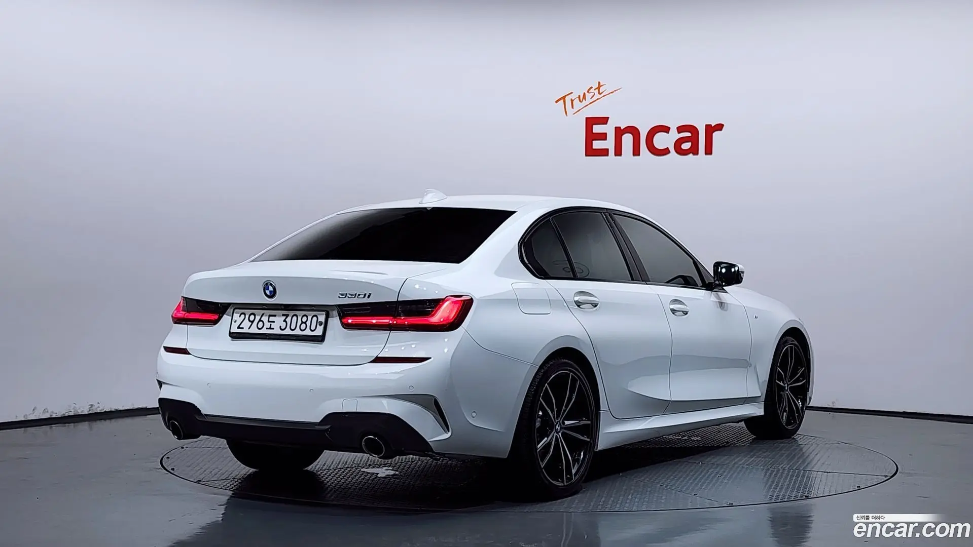 Main__Slider__Photo:3-Series BMW 2019.9-1