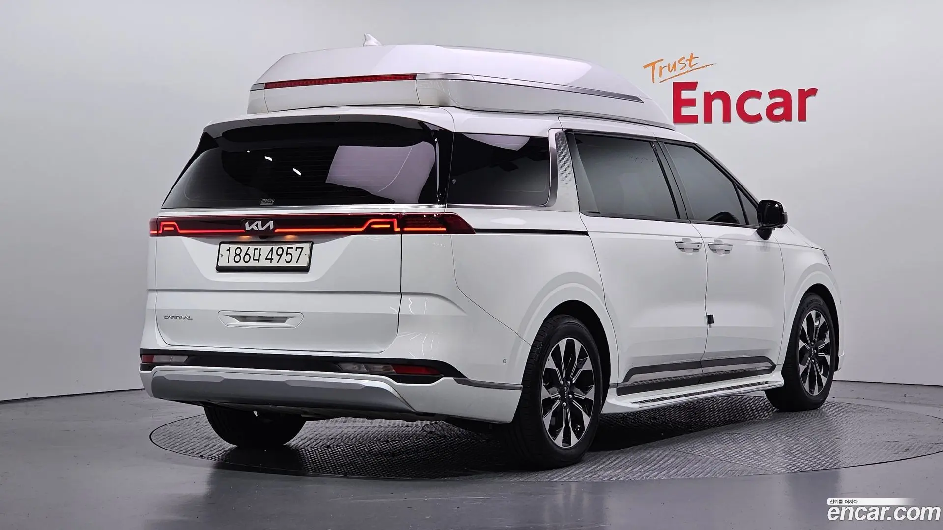 Main__Slider__Photo:Canival Kia 2022.11-1