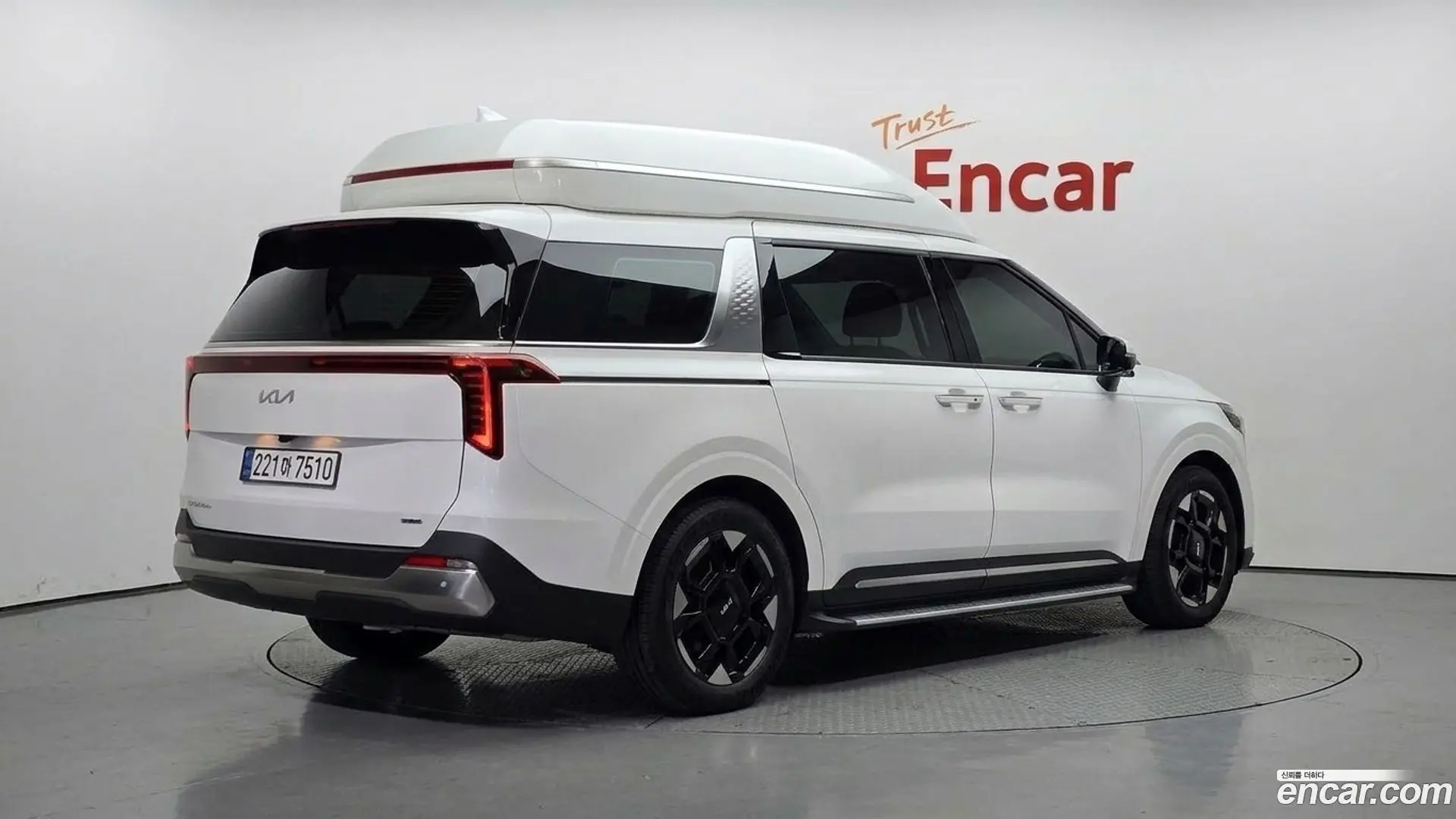 Main__Slider__Photo:Canival Kia 2024.5-1
