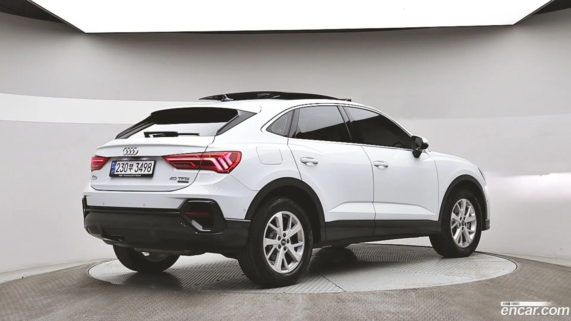 Main__Slider__Photo:Q3 Audi 2024.10-1