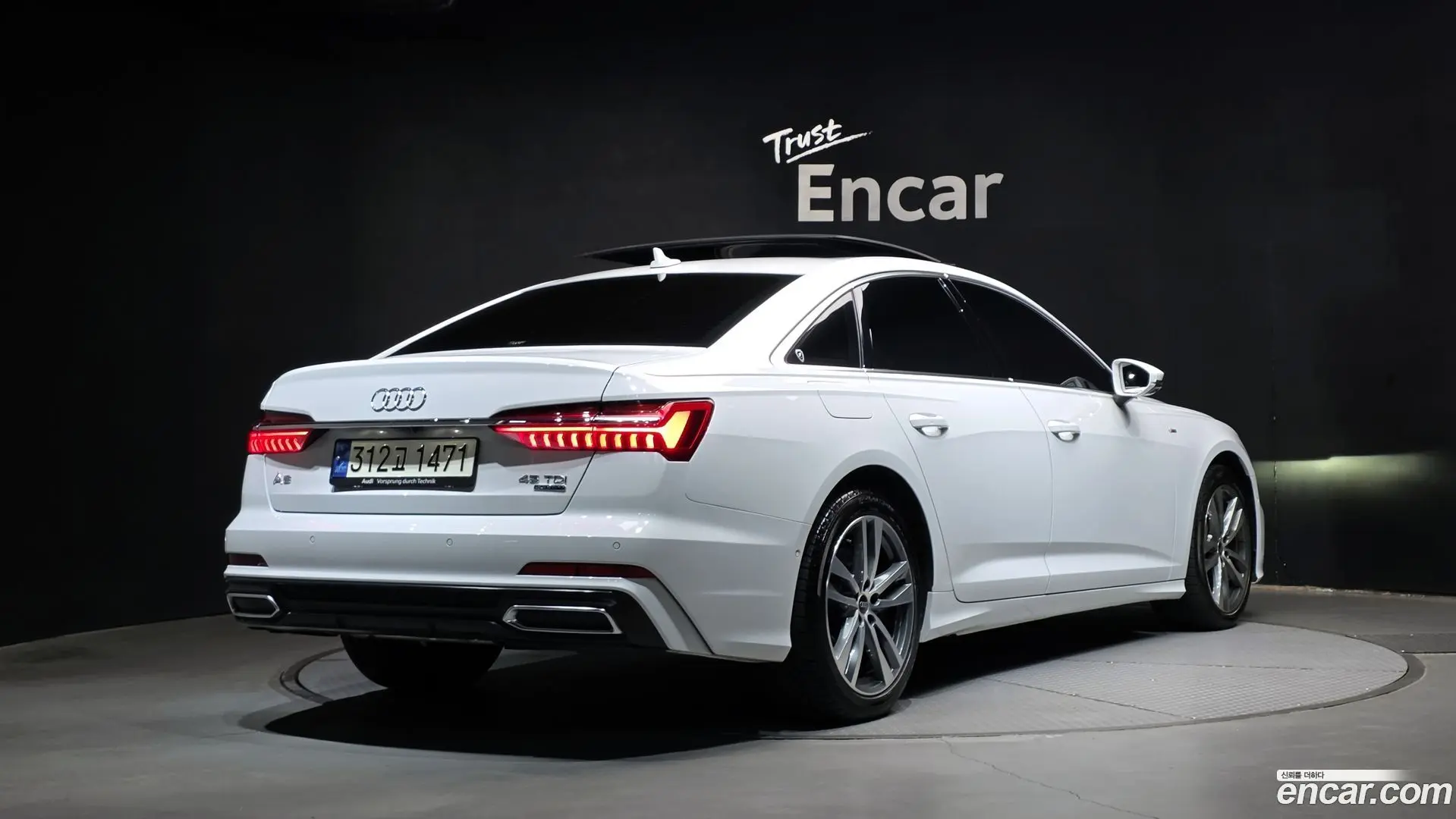 Main__Slider__Photo:A6 Audi 2021.11-1