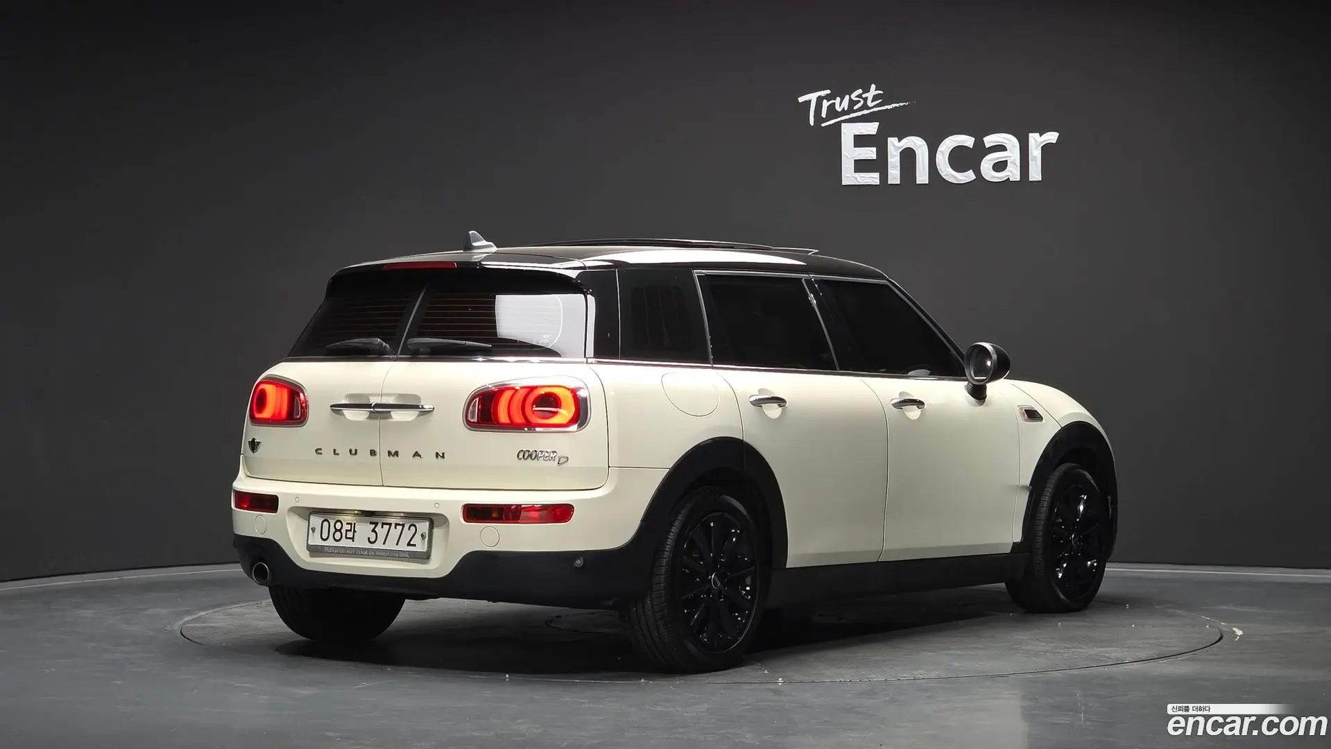Main__Slider__Photo:Clubman Mini 2016.11-1