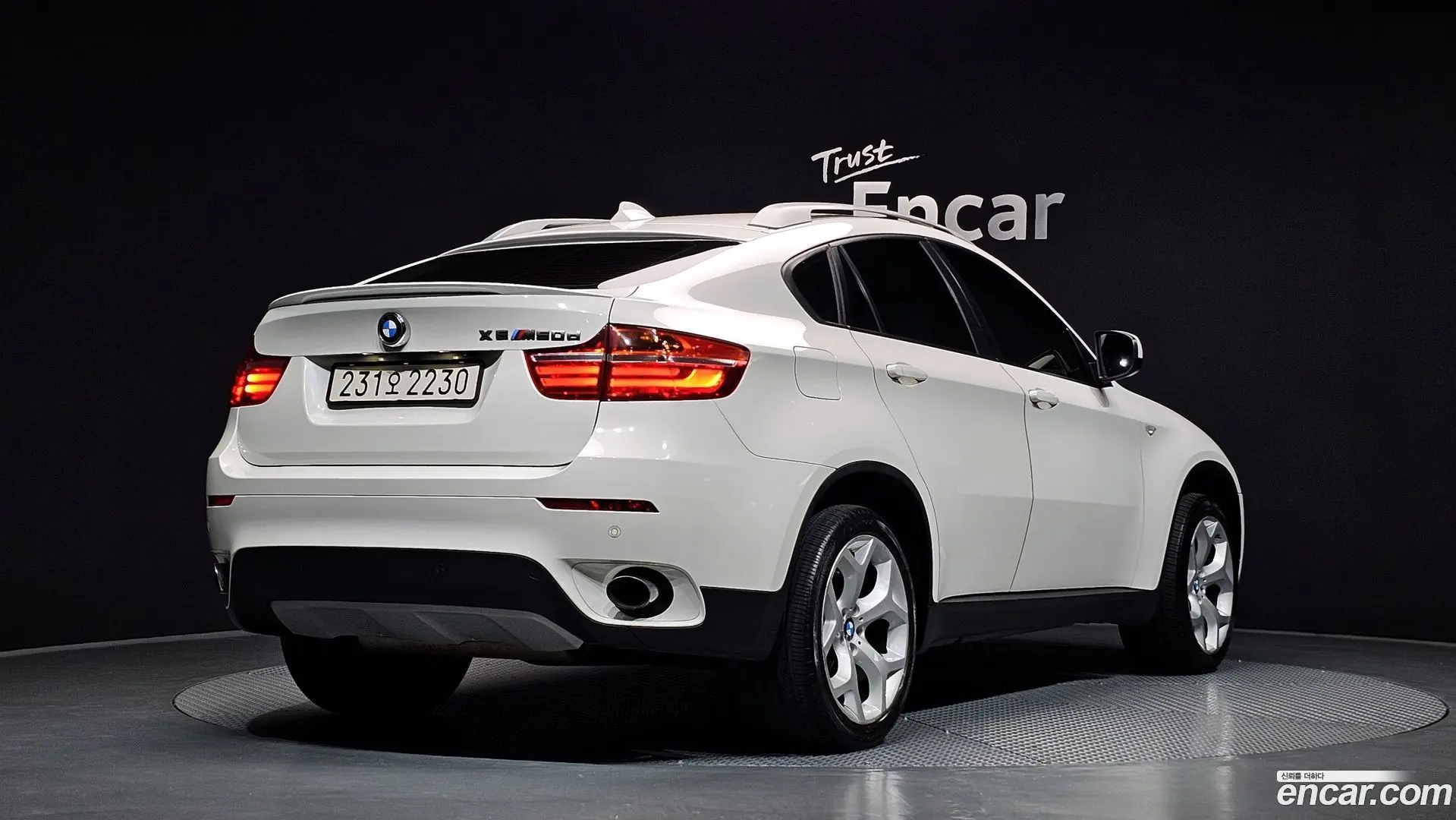 Main__Slider__Photo:X6 BMW 2014.3-1