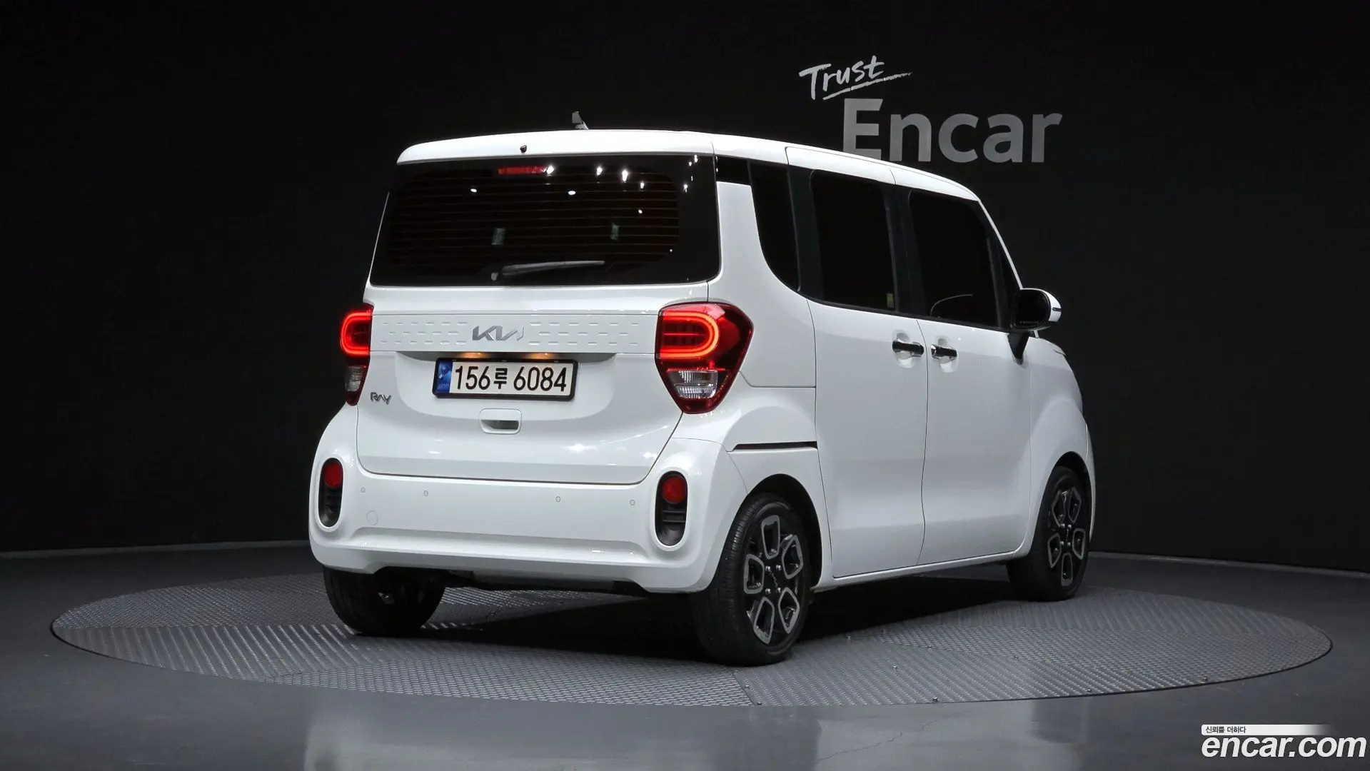 Main__Slider__Photo:RAY Kia 2022.1-1