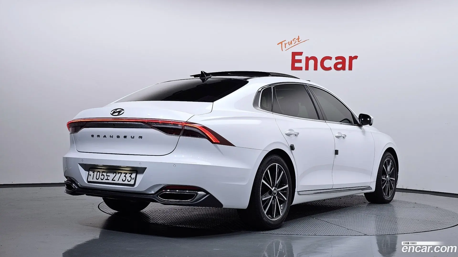 Main__Slider__Photo:Grandeur Hyundai 2020.4-1