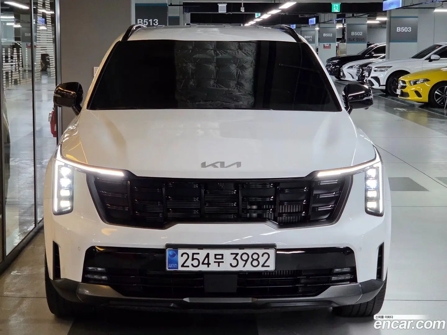 Main__Slider__Photo:Sorento Kia 2025.4-1