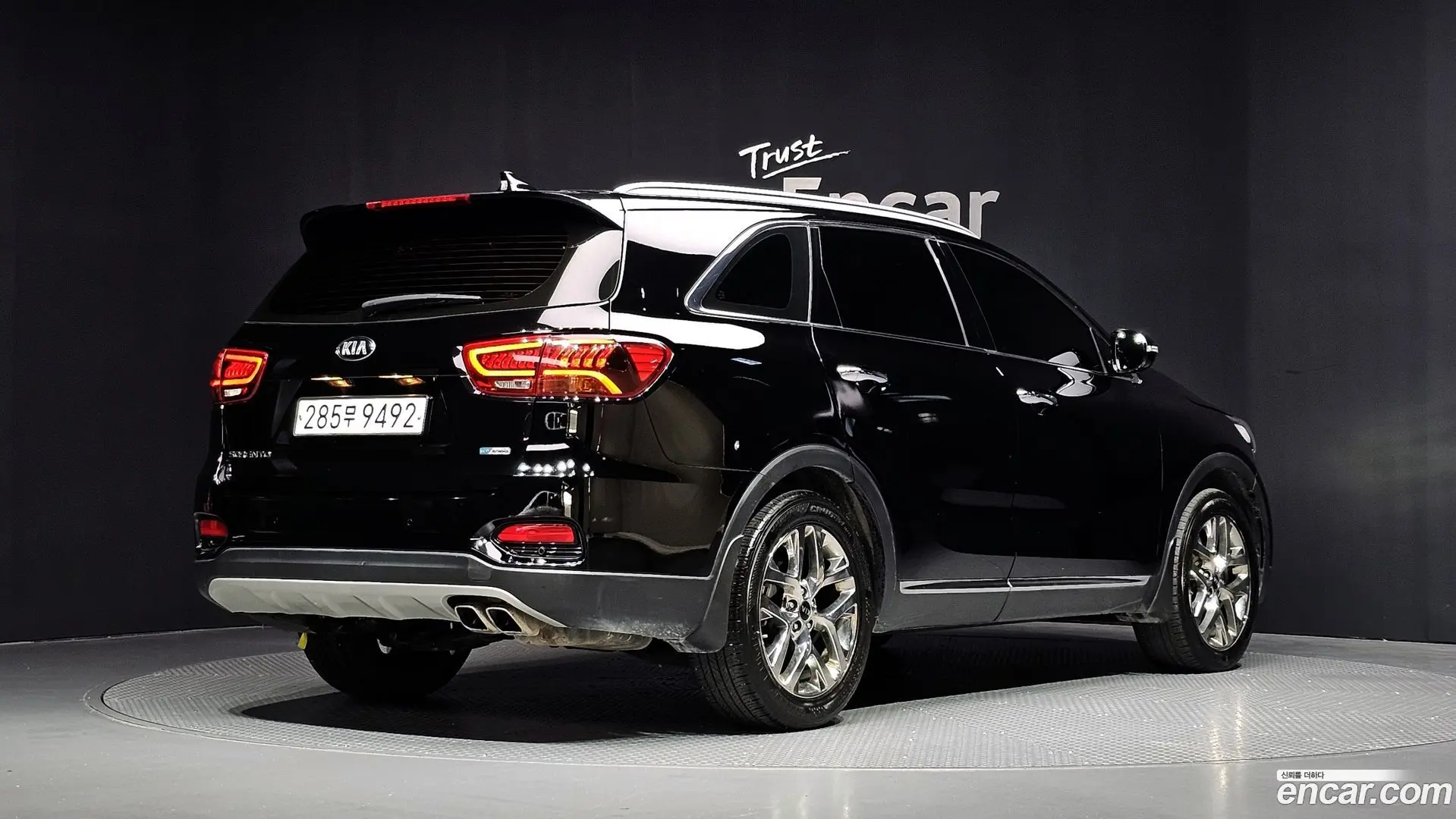 Main__Slider__Photo:Sorento Kia 2020.1-1