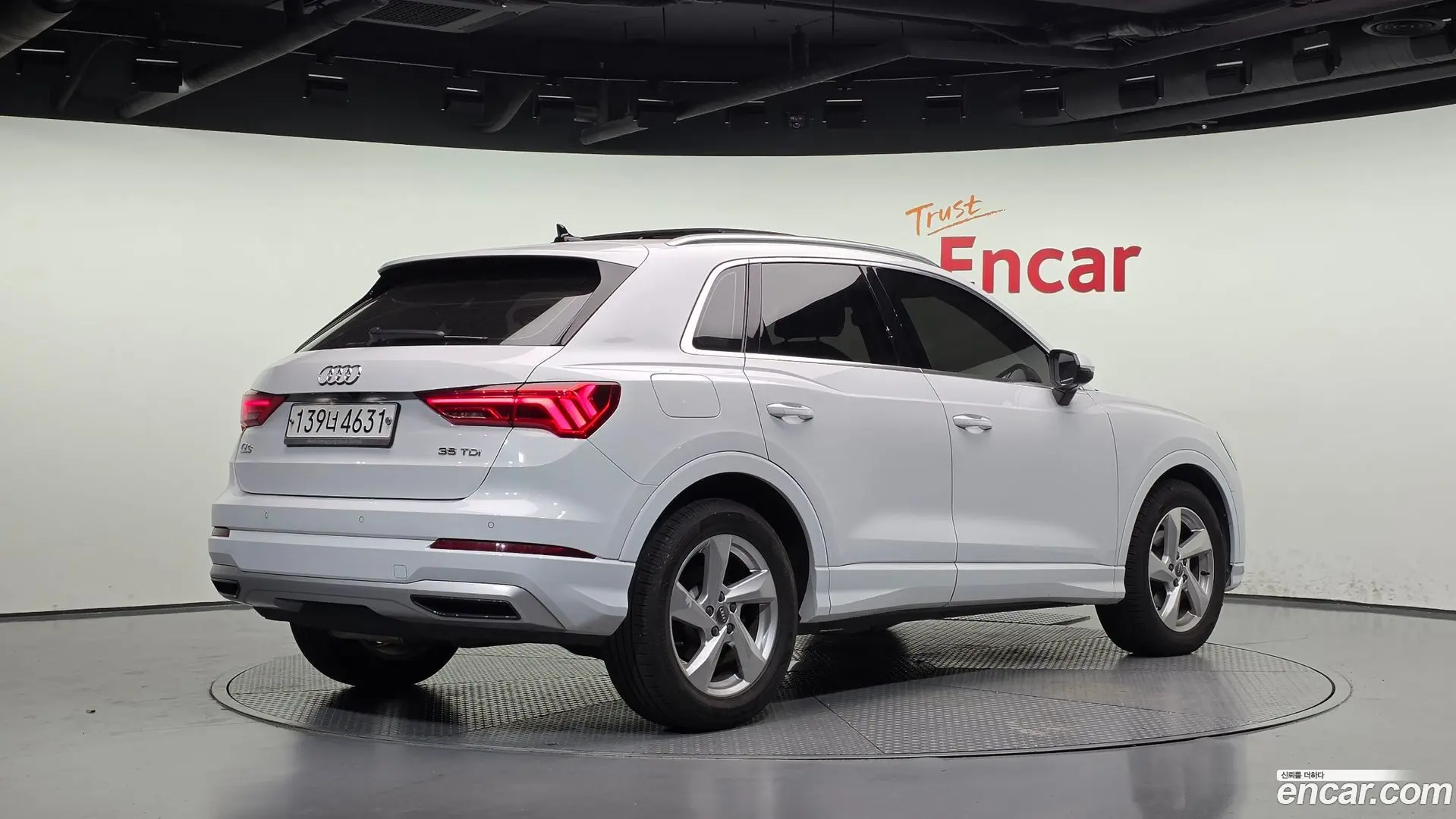 Main__Slider__Photo:Q3 Audi 2020.5-1