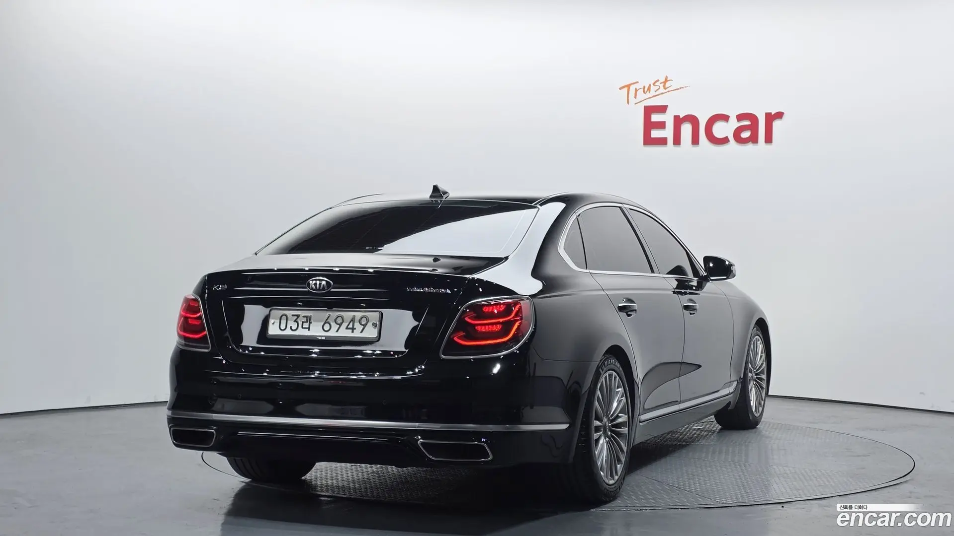 Main__Slider__Photo:K9 Kia 2018.8-1