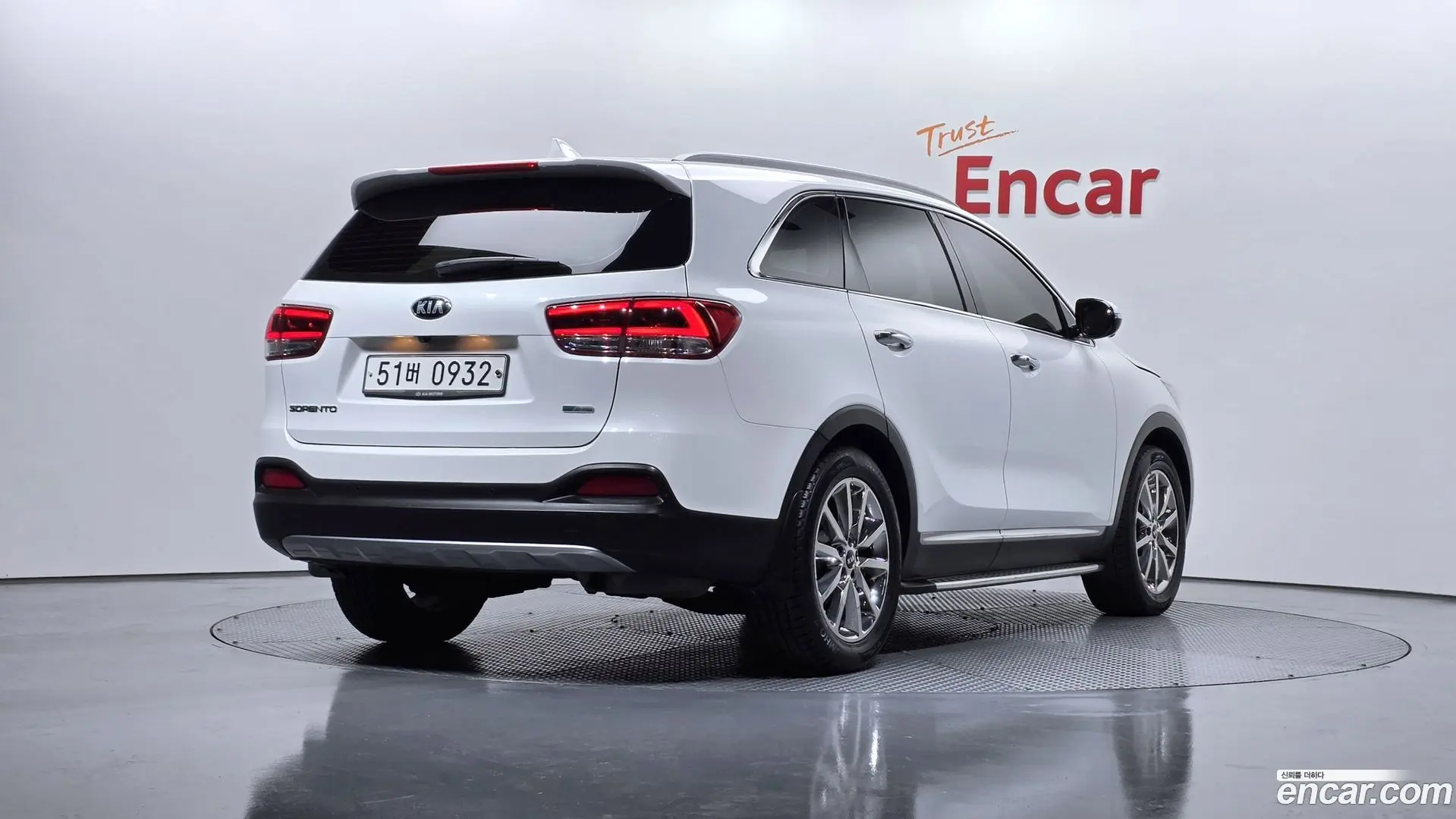 Main__Slider__Photo:Sorento Kia 2016.1-1