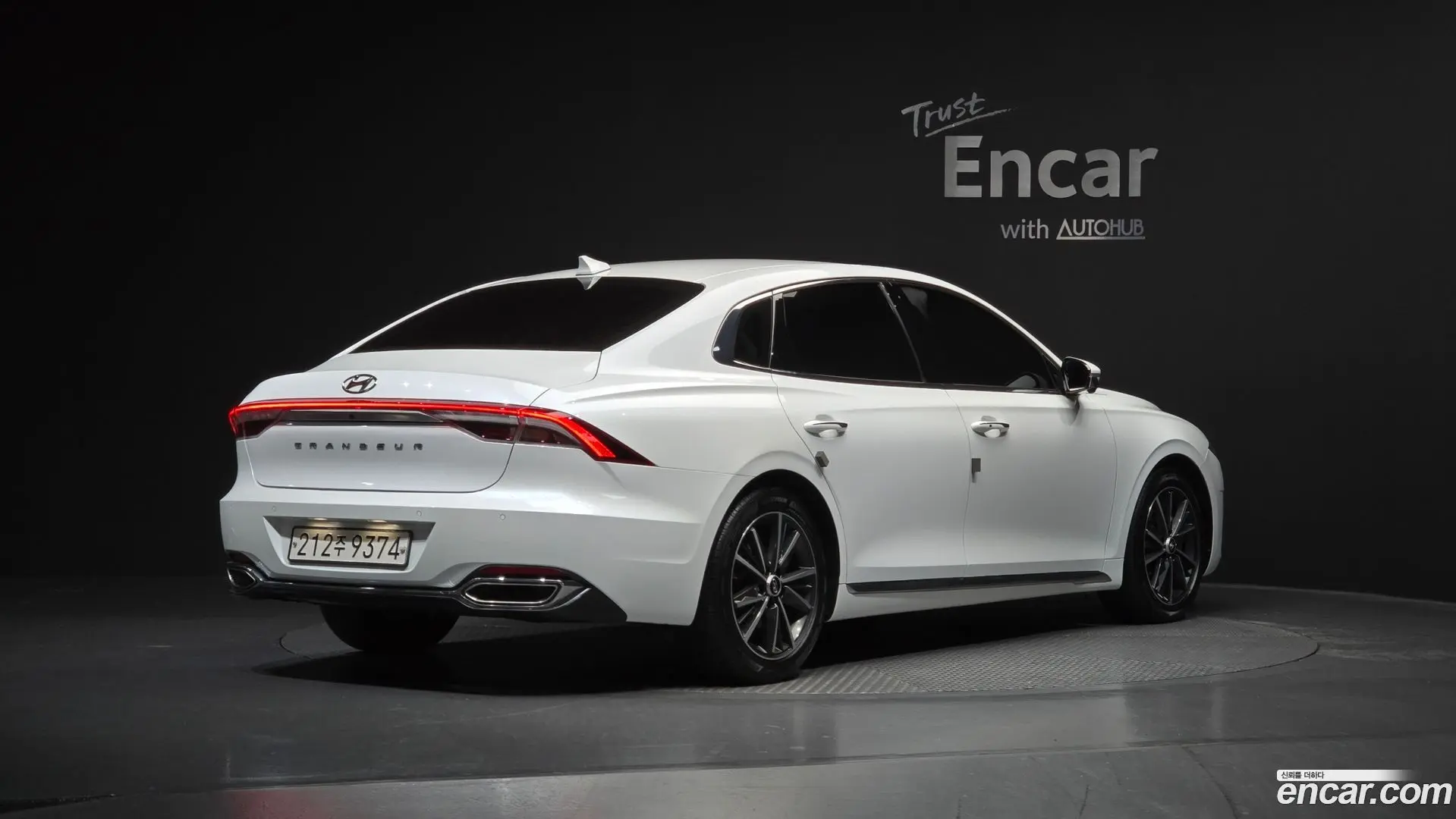 Main__Slider__Photo:Grandeur Hyundai 2020.3-1