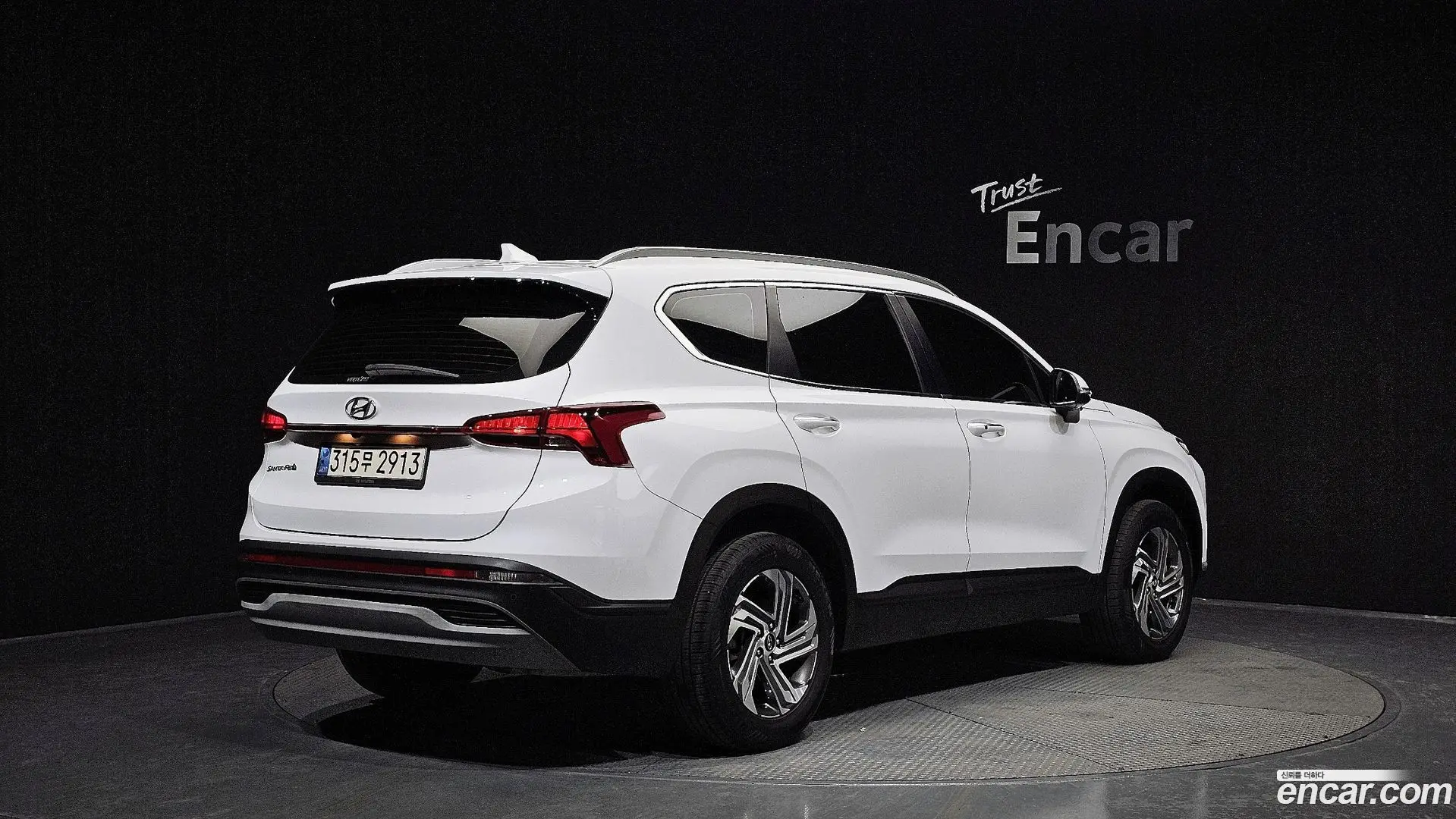Main__Slider__Photo:Santafe Hyundai 2021.9-1