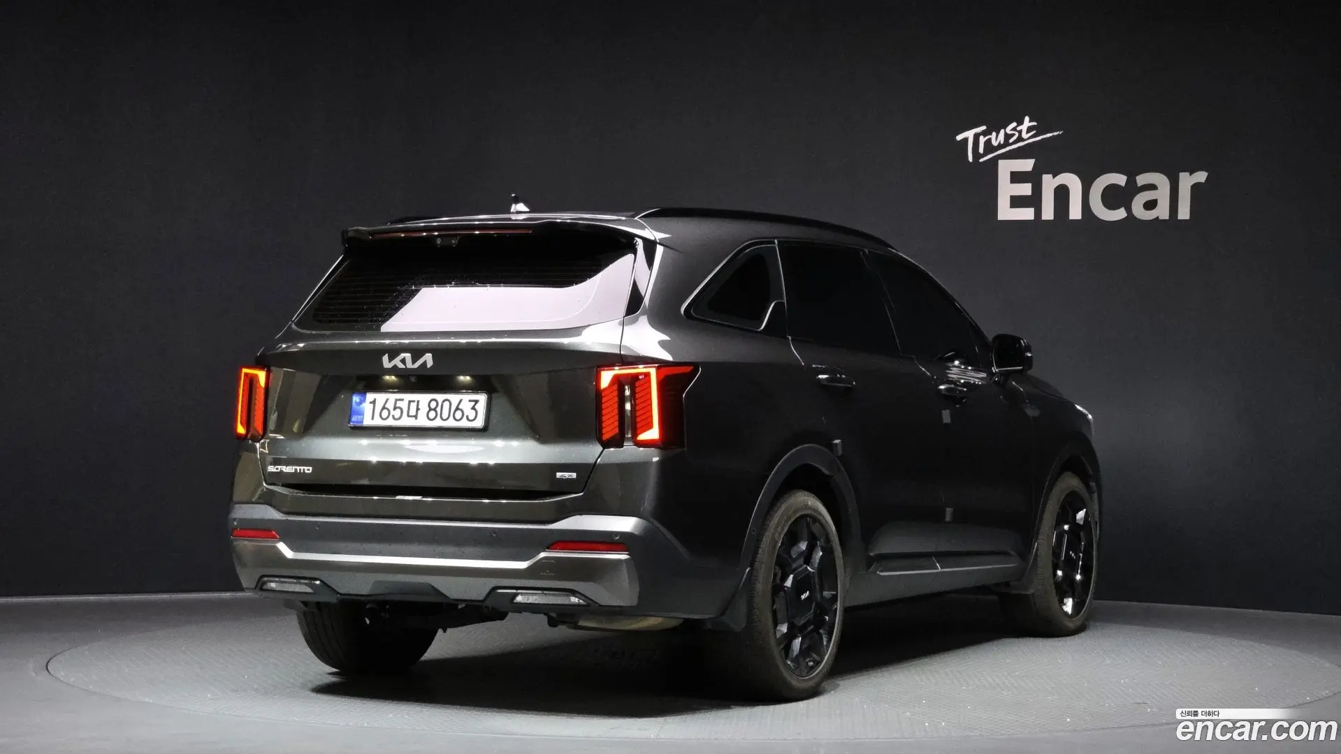 Main__Slider__Photo:Sorento Kia 2023.9-1
