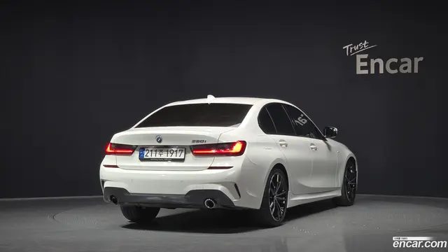 Main__Slider__Photo:3-Series BMW 2022.6-1