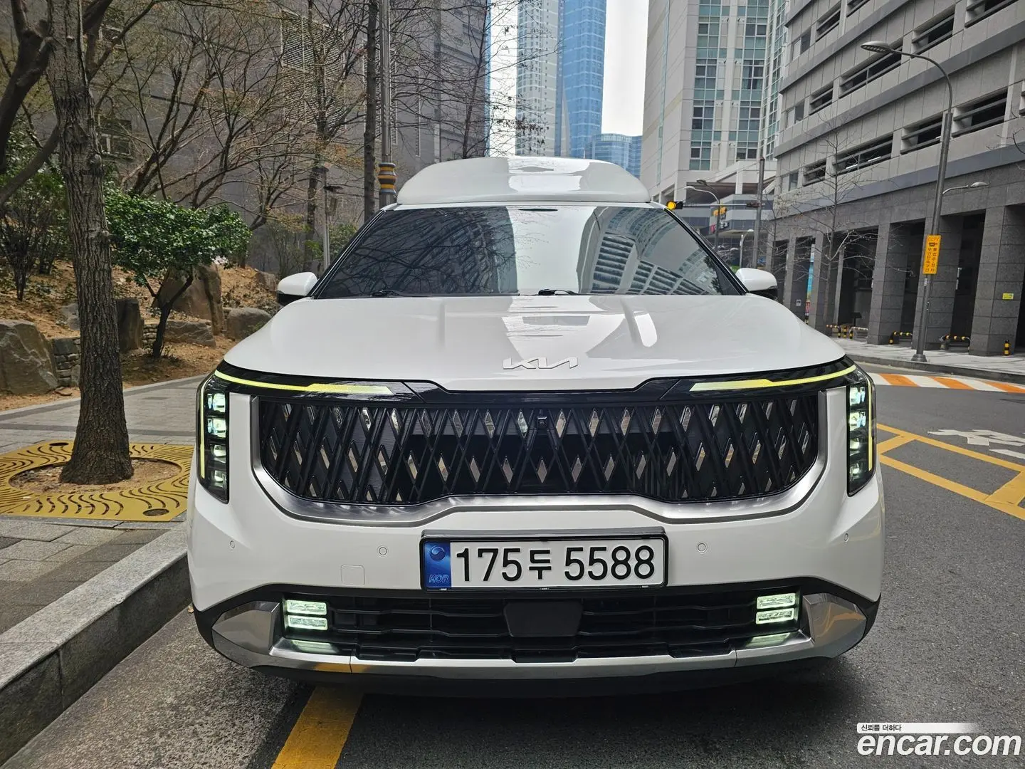 Main__Slider__Photo:Canival Kia 2024.3-1