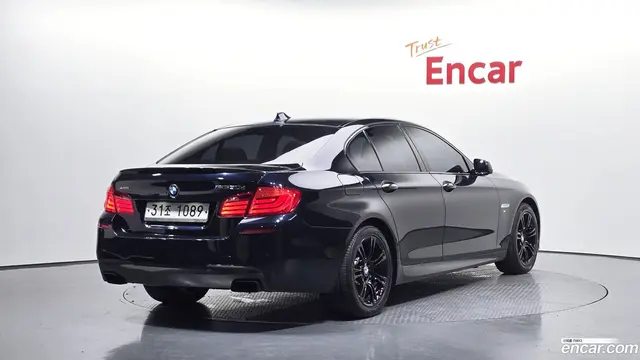 Main__Slider__Photo:5-Series BMW 2013.10-1