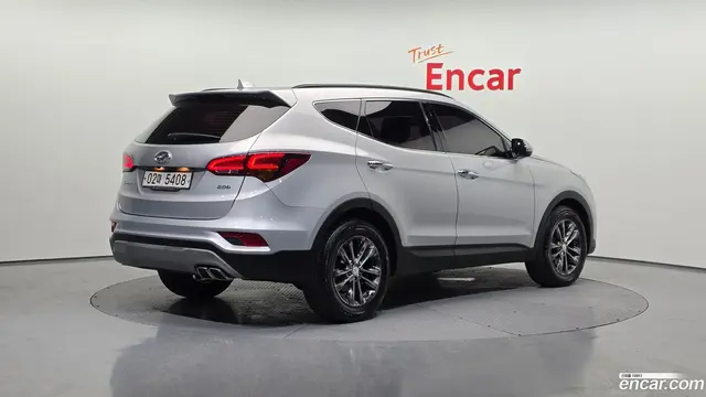Main__Slider__Photo:Santafe Hyundai 2017.6-1