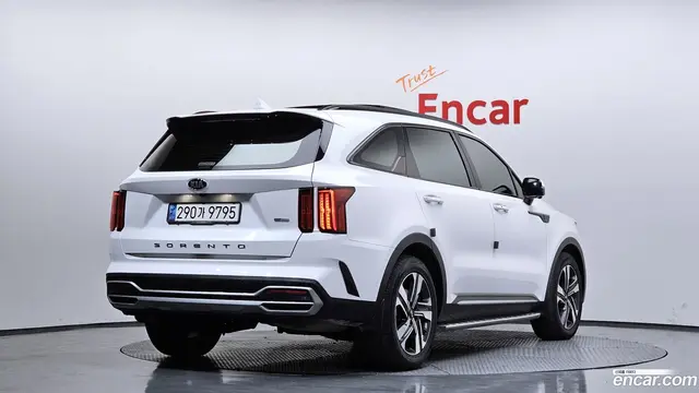 Main__Slider__Photo:Sorento Kia 2021.2-1