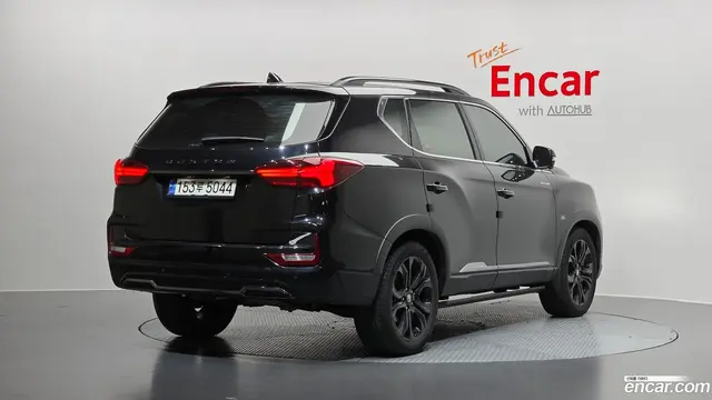 Main__Slider__Photo:Rexton KG Mobility 2021.5-1
