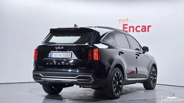 Main__Slider__Photo:Sorento Kia 2021.7-1