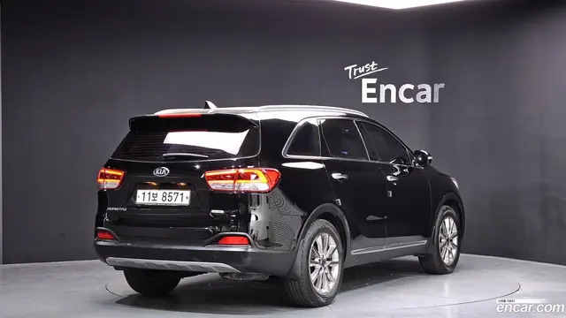 Main__Slider__Photo:Sorento Kia 2015.4-1