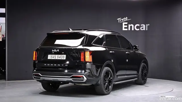 Main__Slider__Photo:Sorento Kia 2022.2-1