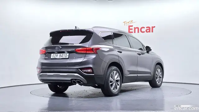 Main__Slider__Photo:Santafe Hyundai 2018.4-1