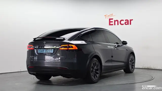 Main__Slider__Photo:Model X Tesla 2019.2-1