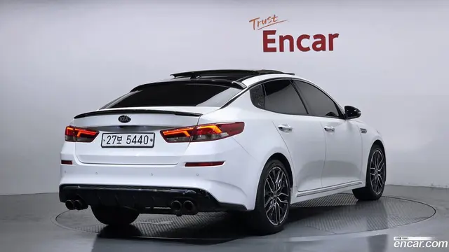 Main__Slider__Photo:K5 Kia 2019.0-1