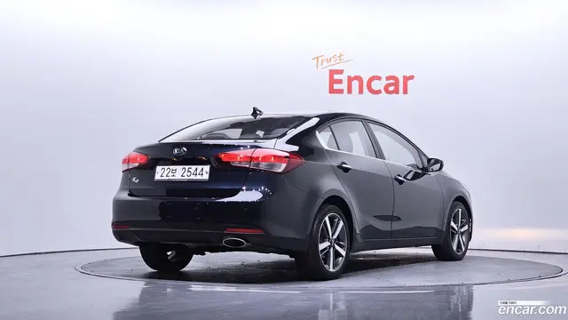 Main__Slider__Photo:K3 Kia 2017.4-1