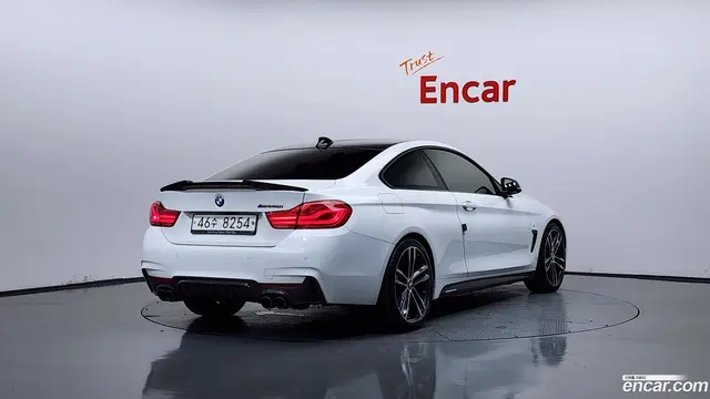 Main__Slider__Photo:4-Series BMW 2018.5-1