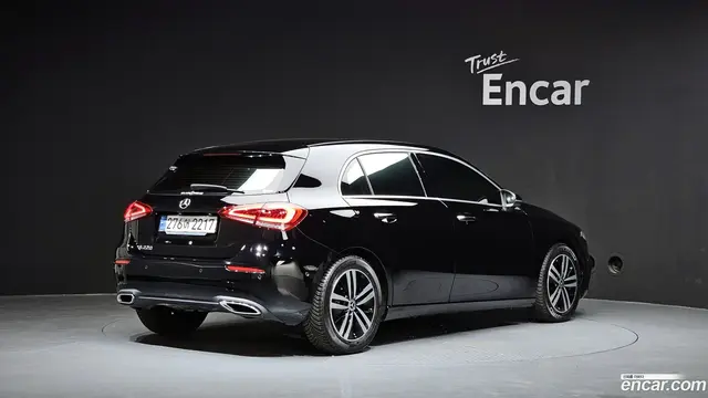 Main__Slider__Photo:A-Class Mercedes-Benz 2021.0-1