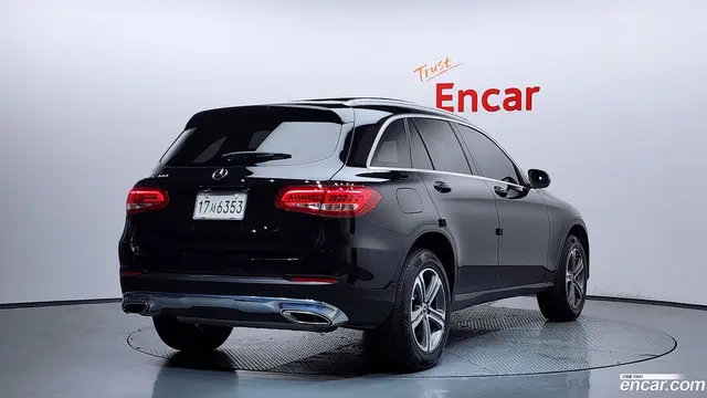 Main__Slider__Photo:GLC-Class Mercedes-Benz 2019.11-1