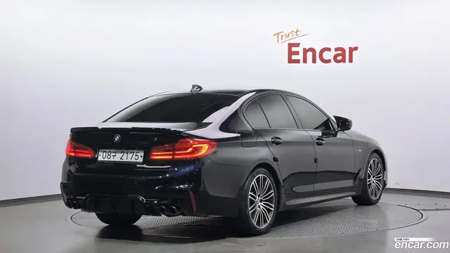 Main__Slider__Photo:5-Series BMW 2019.4-1