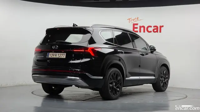 Main__Slider__Photo:Santafe Hyundai 2021.2-1