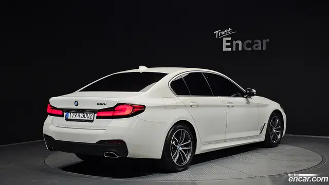 Main__Slider__Photo:5-Series BMW 2021.5-1