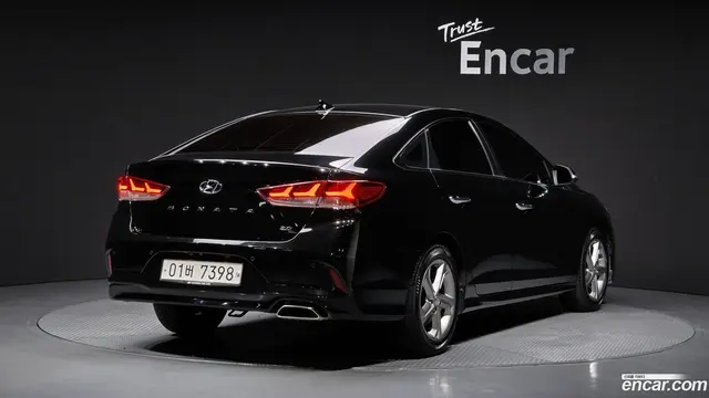 Main__Slider__Photo:Sonata Hyundai 2017.4-1