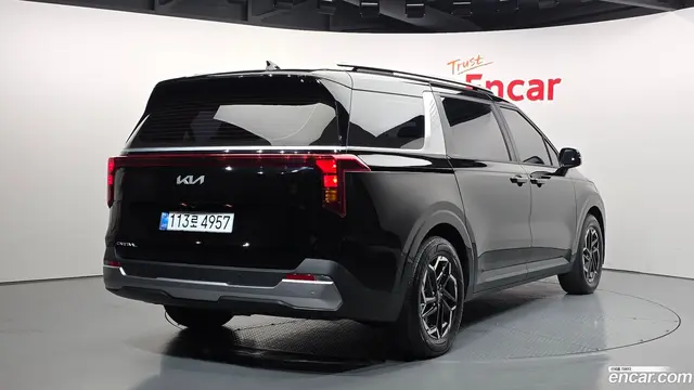 Main__Slider__Photo:Canival Kia 2024.10-1