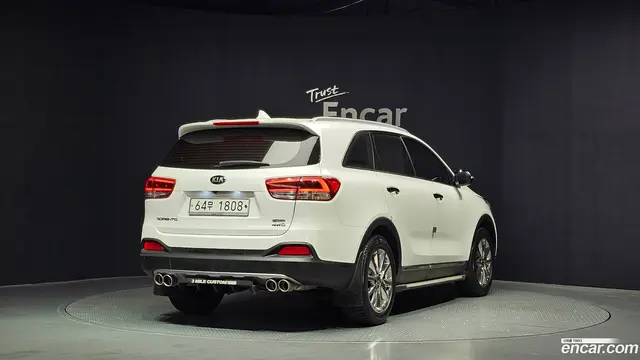 Main__Slider__Photo:Sorento Kia 2017.5-1