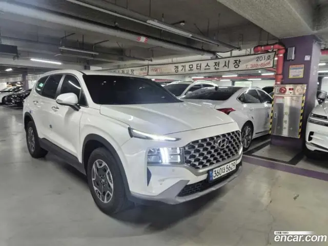 Main__Slider__Photo:Santafe Hyundai 2022.6-1