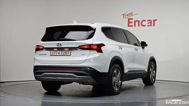 Main__Slider__Photo:Santafe Hyundai 2020.9-1