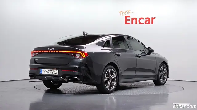 Main__Slider__Photo:K5 Kia 2021.6-1