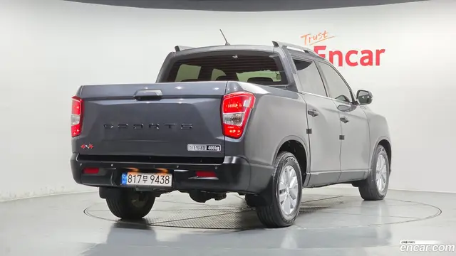 Main__Slider__Photo:Rexton KG Mobility 2022.2-1