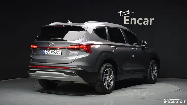 Main__Slider__Photo:Santafe Hyundai 2022.8-1