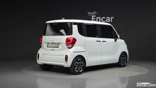 Main__Slider__Photo:RAY Kia 2022.1-1