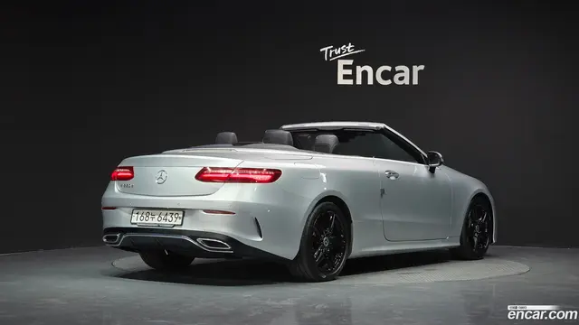 Main__Slider__Photo:E-Class Mercedes-Benz 2019.11-1