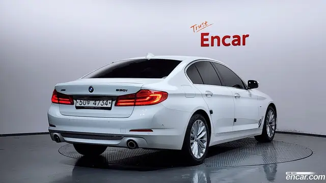 Main__Slider__Photo:5-Series BMW 2018.7-1