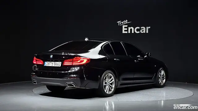 Main__Slider__Photo:5-Series BMW 2017.7-1